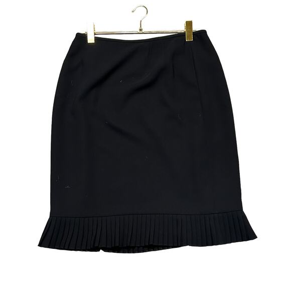 LeSuit Black Pencil Skirt 12 Petite - Professional with‎ Pleated Hem - Picture 1 of 7
